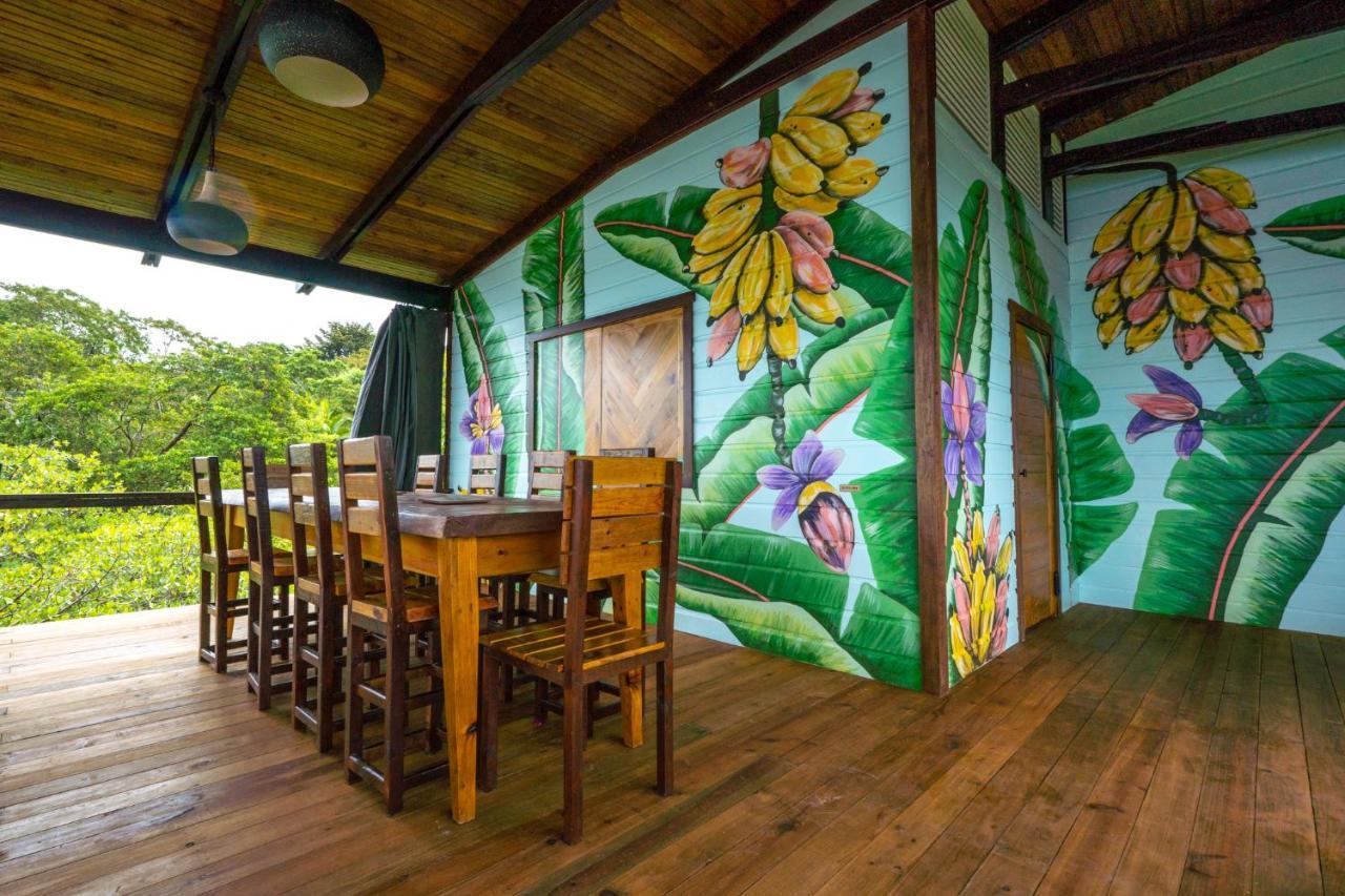 Roam Yoga & Wellness Lodge Bocas Town Ngoại thất bức ảnh