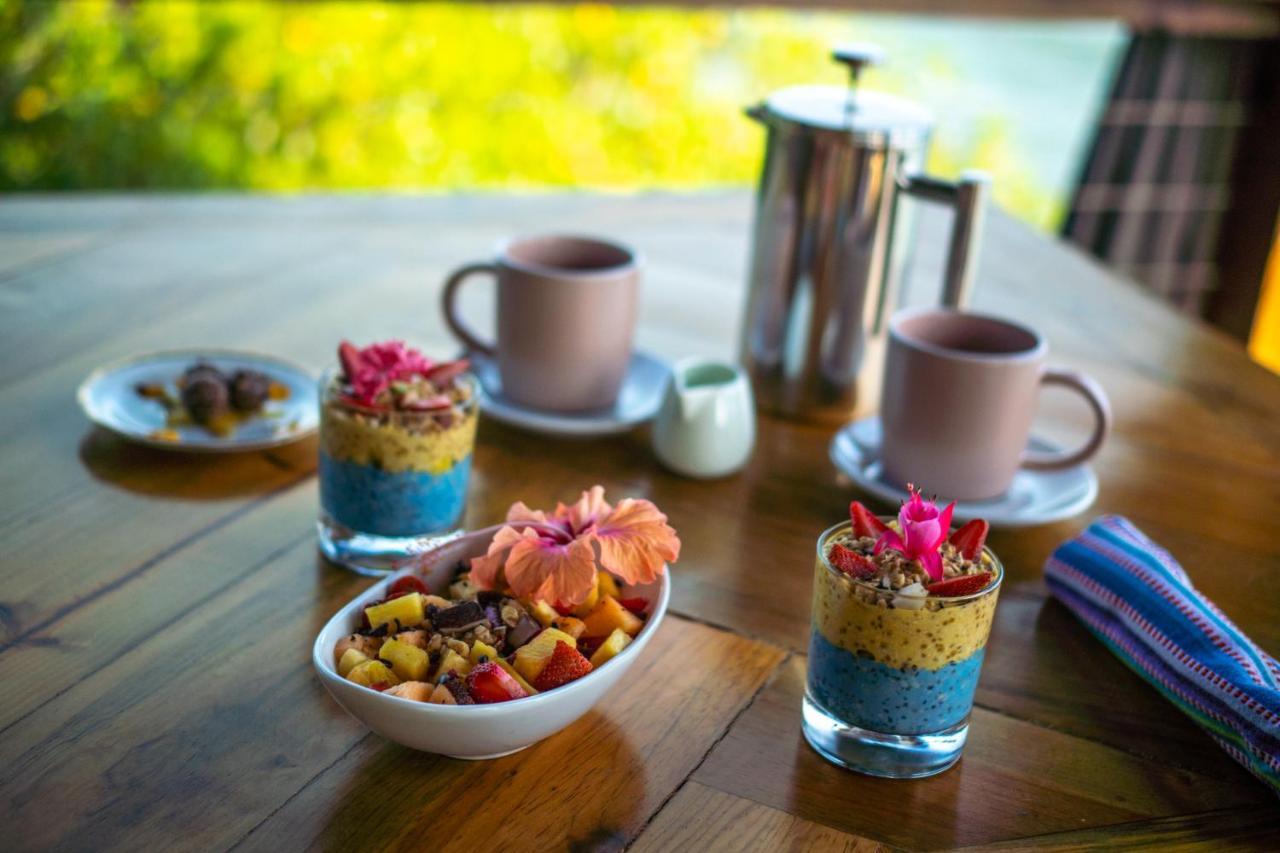 Roam Yoga & Wellness Lodge Bocas Town Ngoại thất bức ảnh