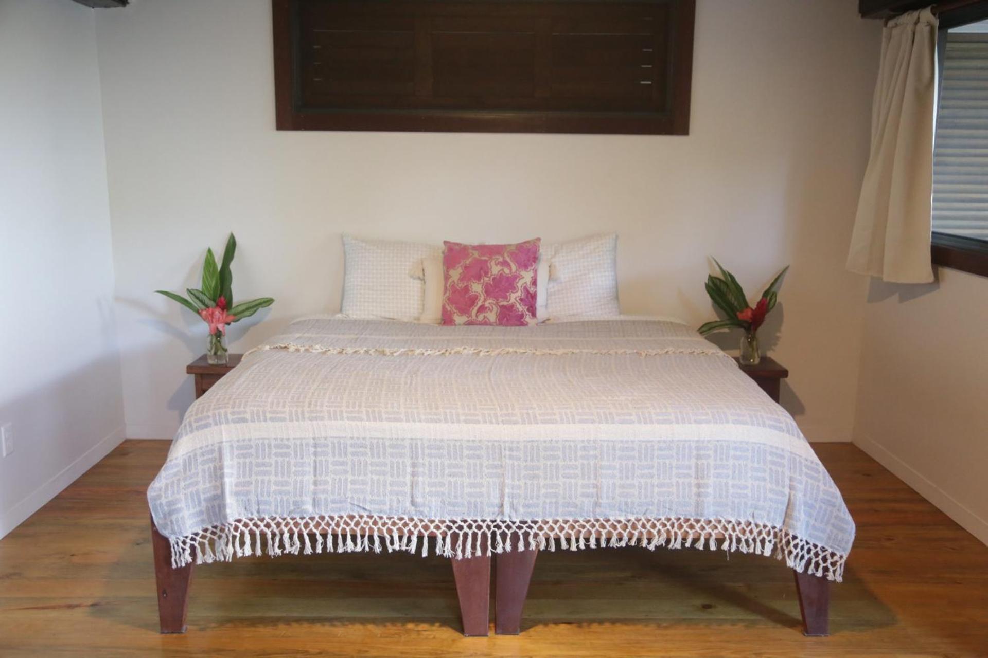 Roam Yoga & Wellness Lodge Bocas Town Ngoại thất bức ảnh